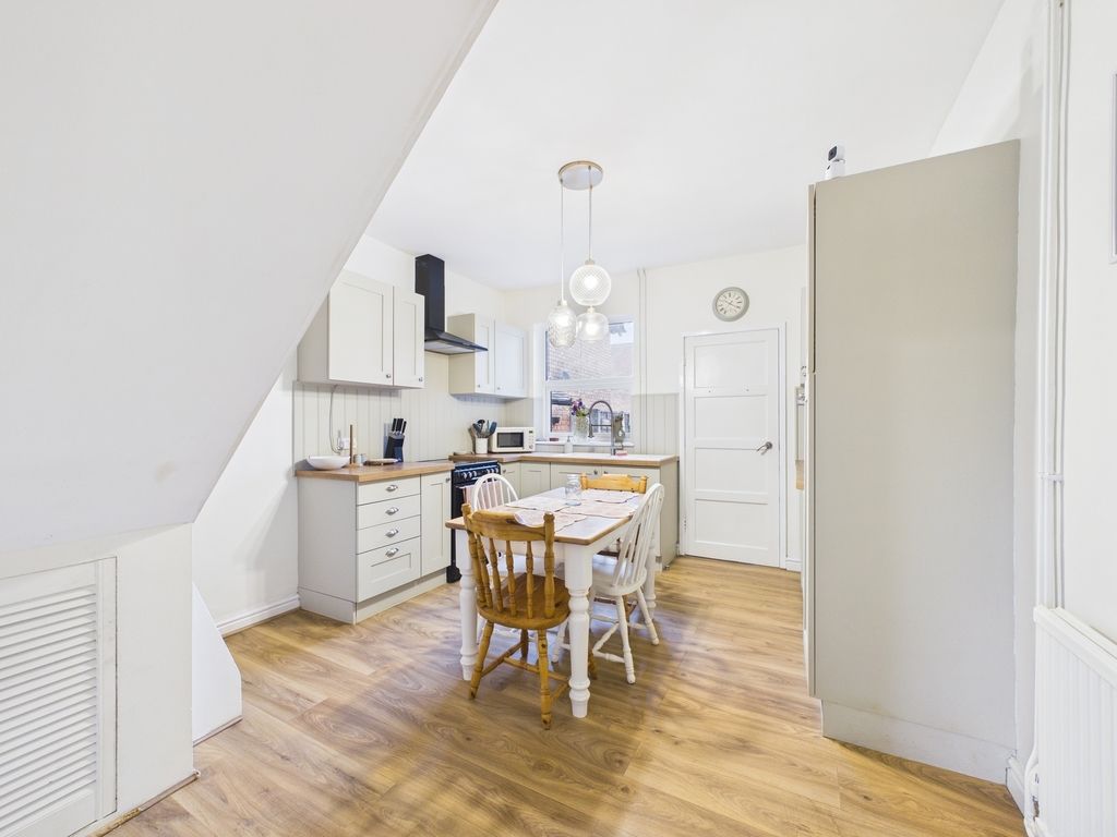 Property photo 3 of 21 Kitchen/Diner