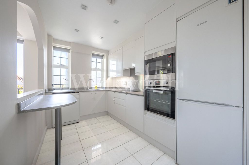 Property photo 3 of 13 Picture No. 07