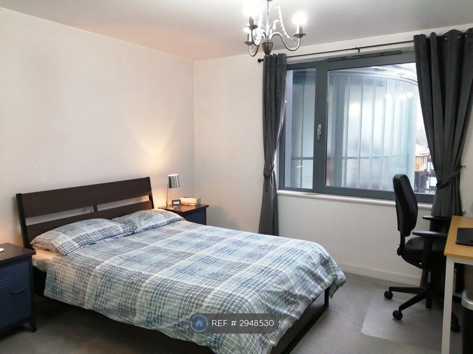 Property photo 2 of 8 Bedroom