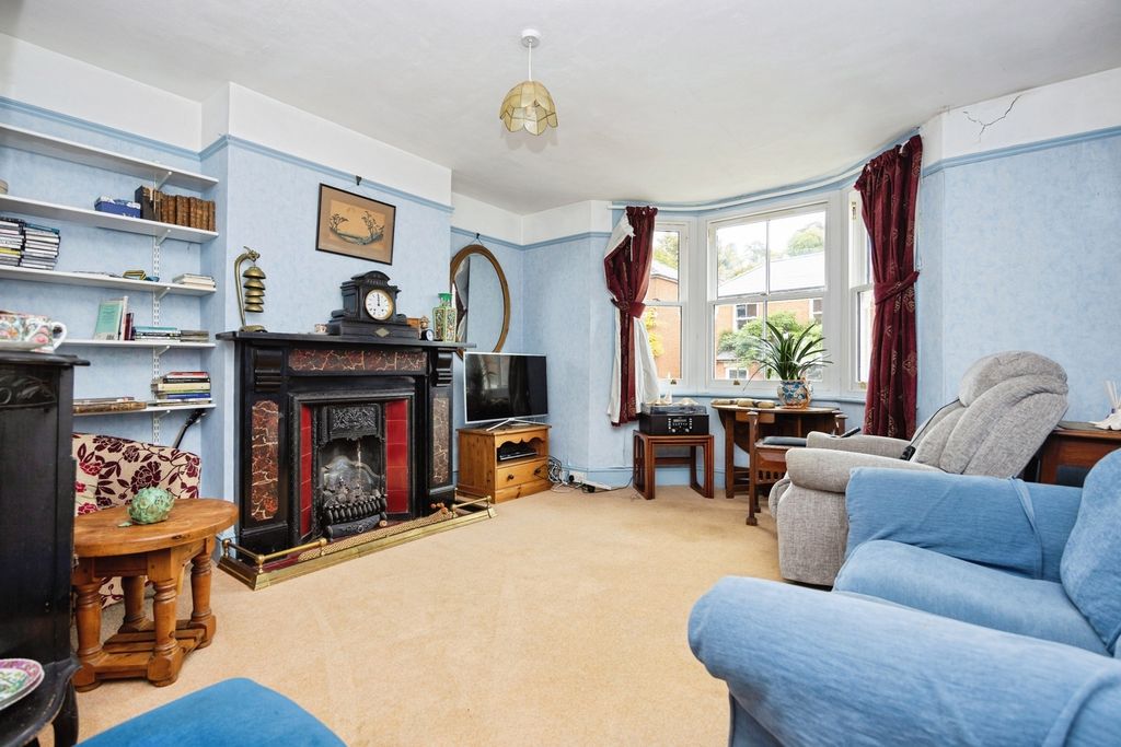 Property photo 2 of 25 Photo