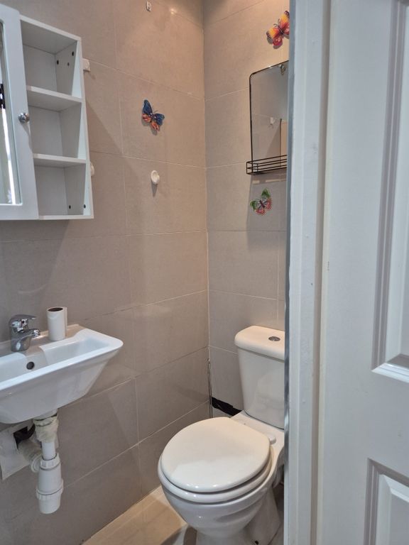 Property photo 3 of 3