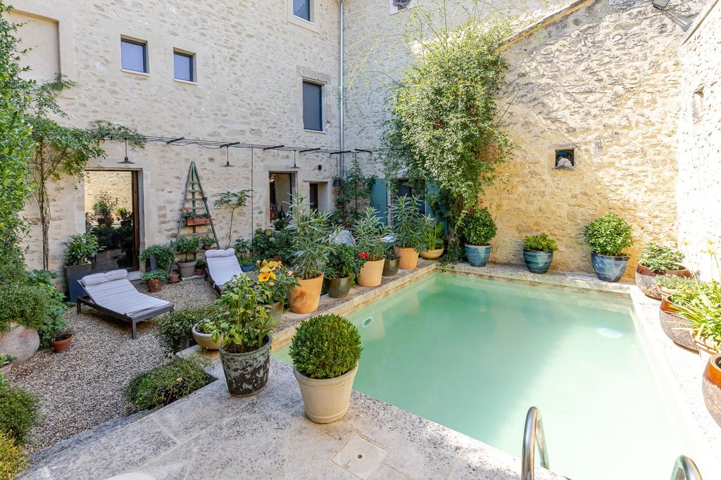 Property photo 1 of 27 Image