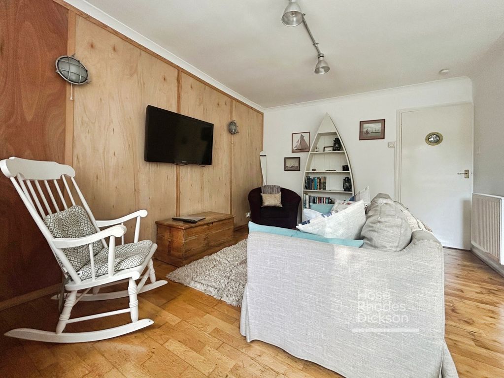 Property photo 3 of 13 Pbox-Img.Jpg