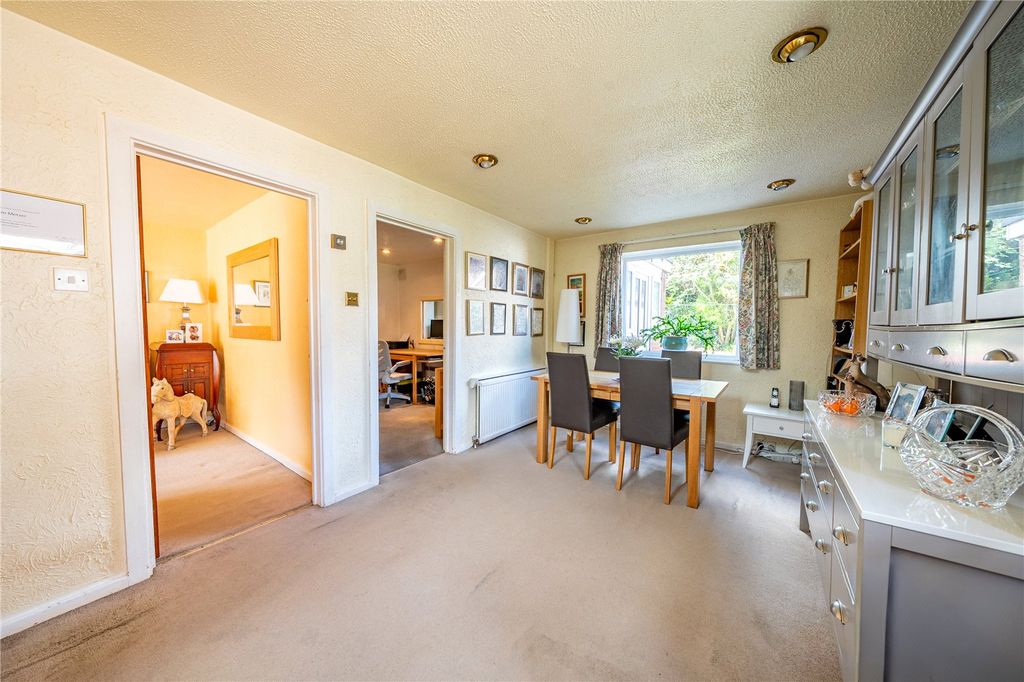 Property photo 2 of 14 Picture No. 22