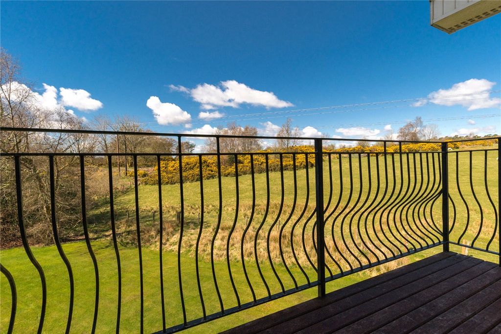 Additional image 12 of 4 bed detached house for saleOakwood, 4 The Avenue, West Glen Road, Kilmacolm PA13