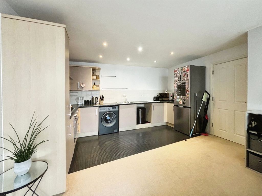 Property photo 3 of 11 Picture No. 04