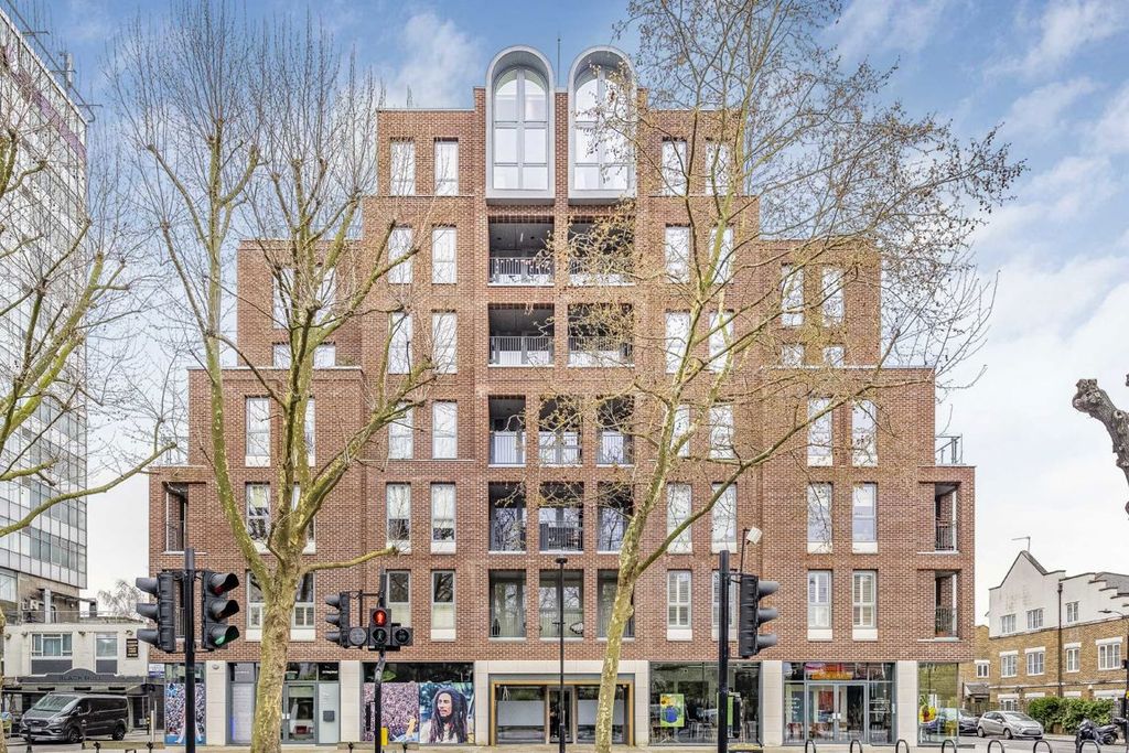 Property photo 1 of 11