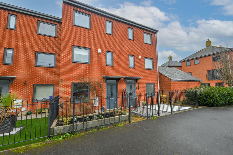 Property photo 1 of 13 Photo 15