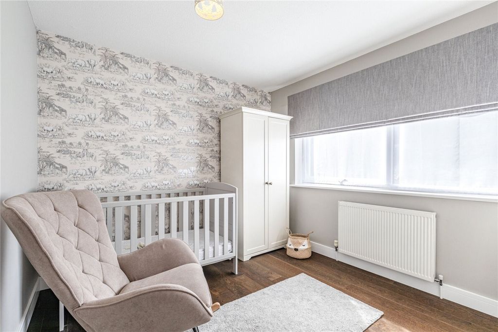 Property photo 3 of 22 Picture No. 14