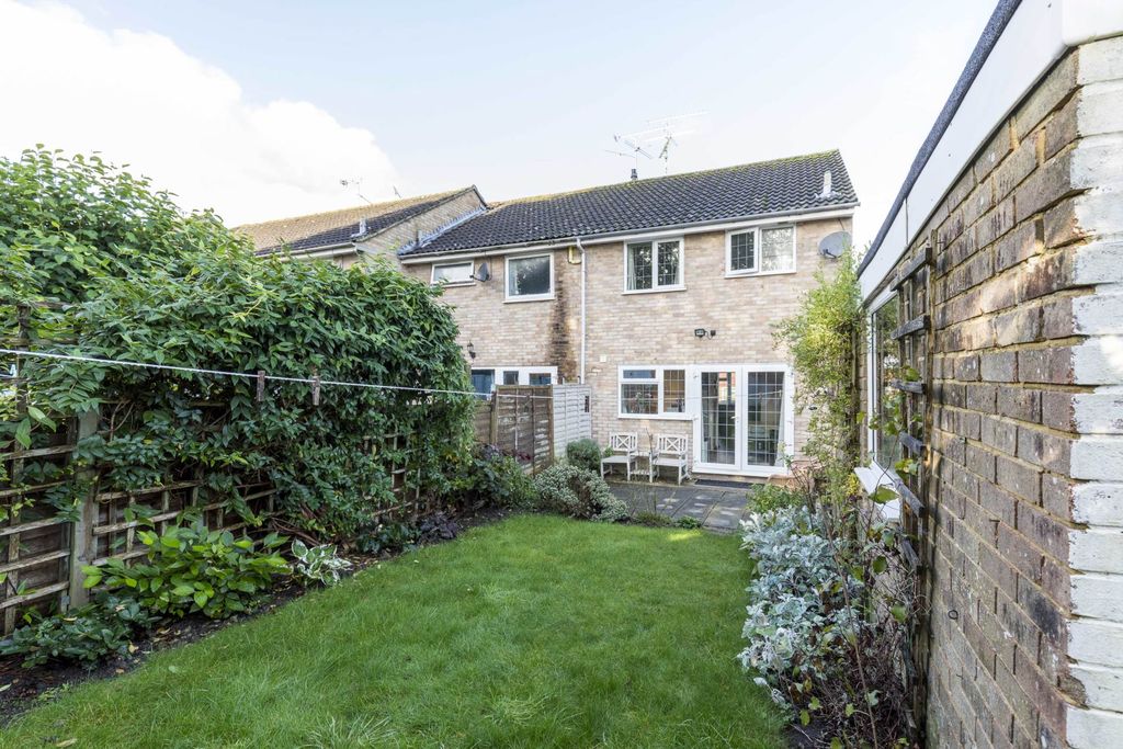 Property photo 2 of 18