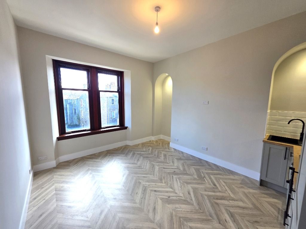 Property photo 1 of 11 Photo 1