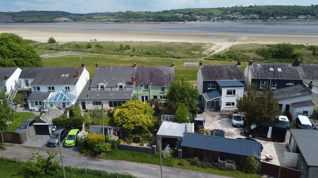 Property photo 1 of 26