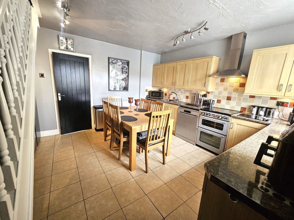 Property photo 2 of 24 20260603_123050