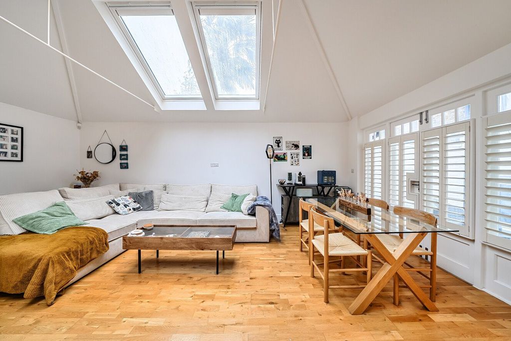 Property photo 2 of 12 Picture No. 05