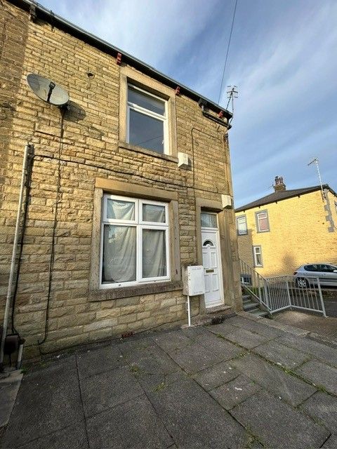 Property photo 1 of 16