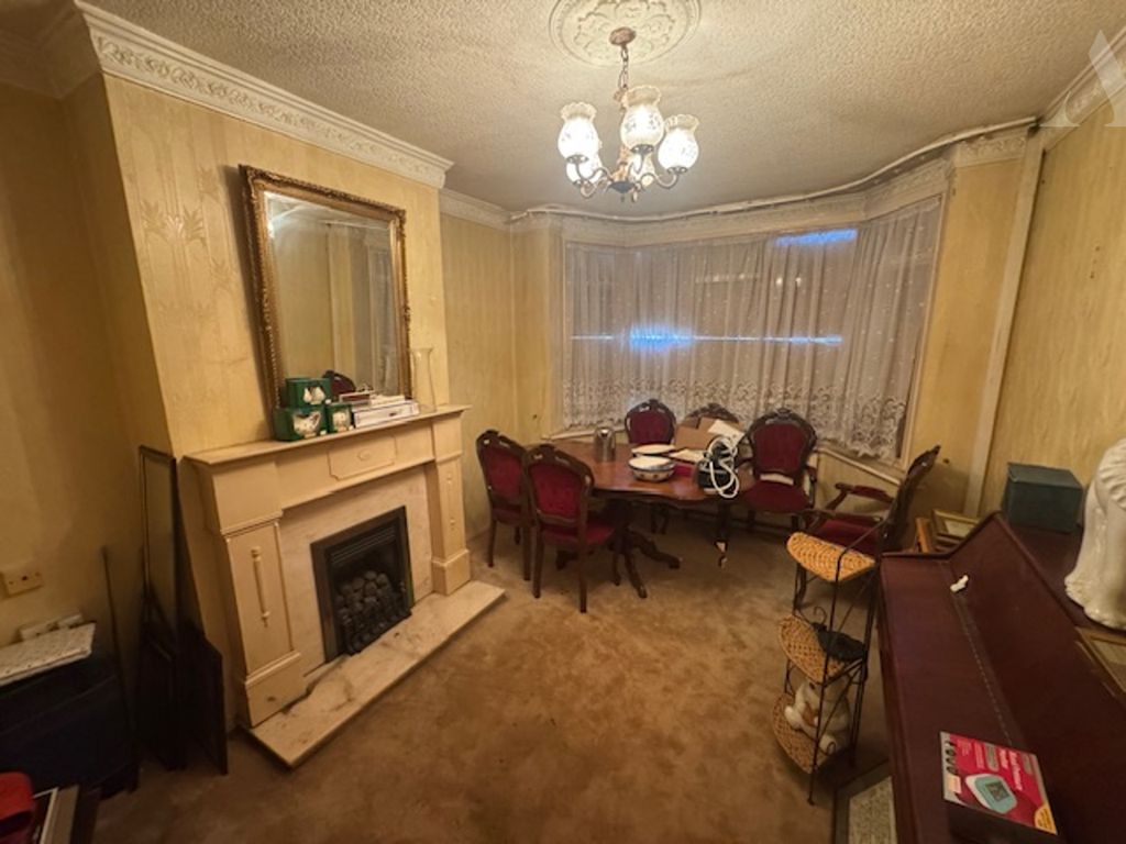 Property photo 2 of 9 404 Bromford Road Reception 1.Jpeg