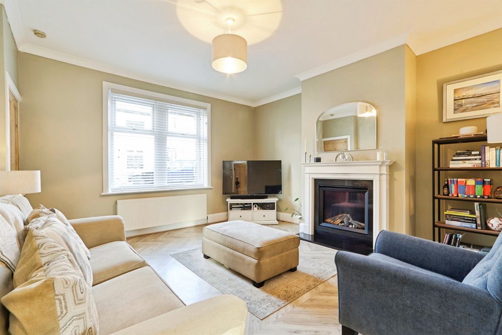 Property photo 3 of 15