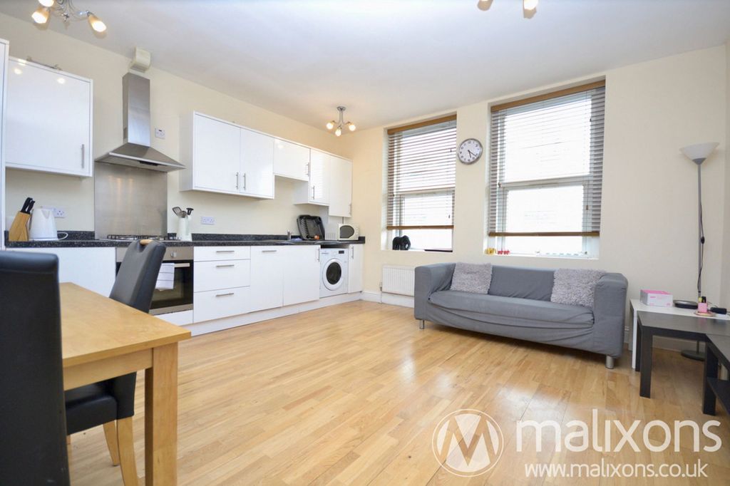 Property photo 1 of 5