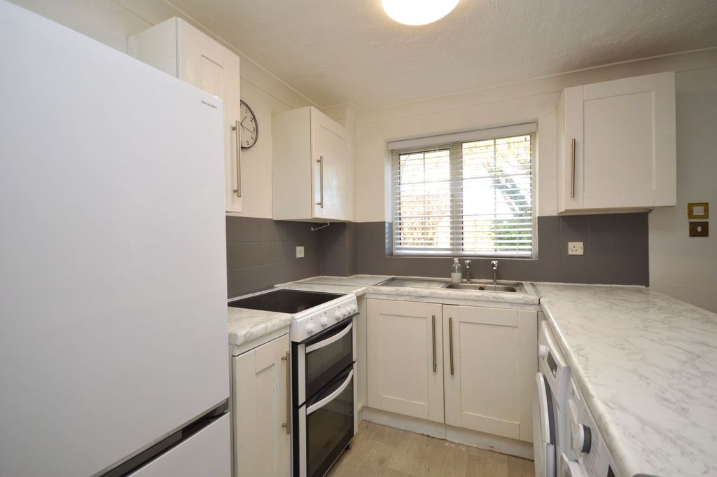 Additional image 8 of 1 bed terraced house for saleCromwell Park Place, Folkestone CT20