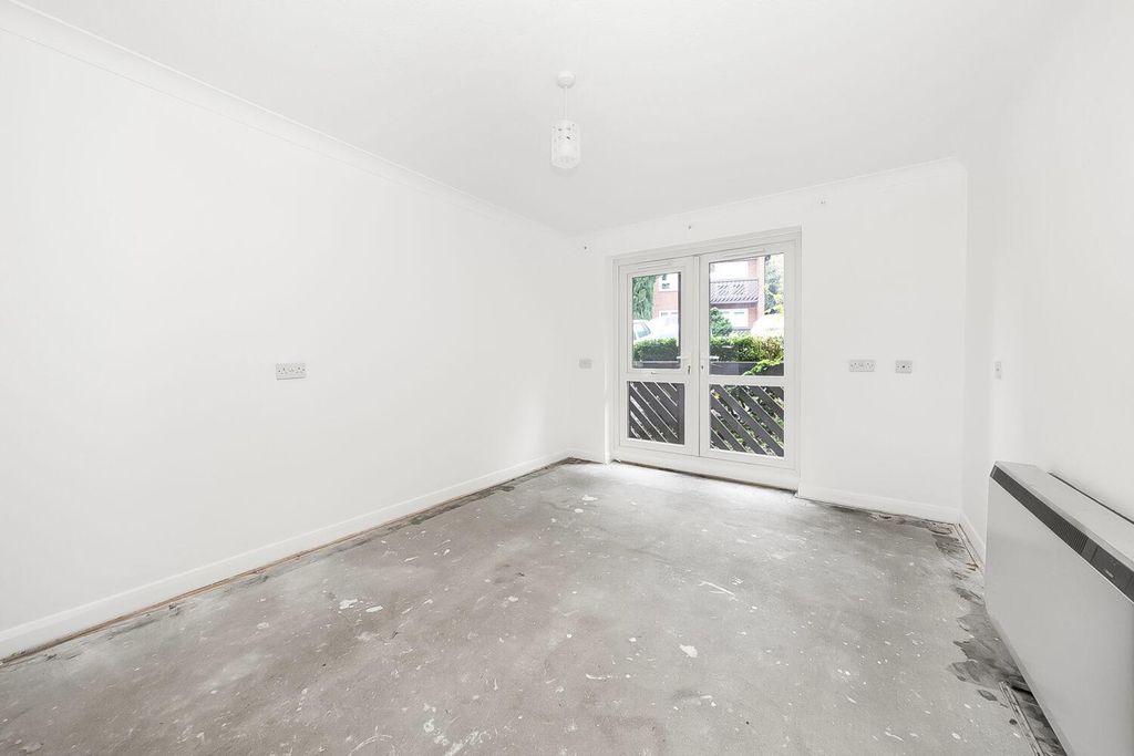 Property photo 2 of 6