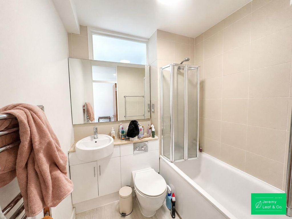 Property photo 3 of 3 Bathroom