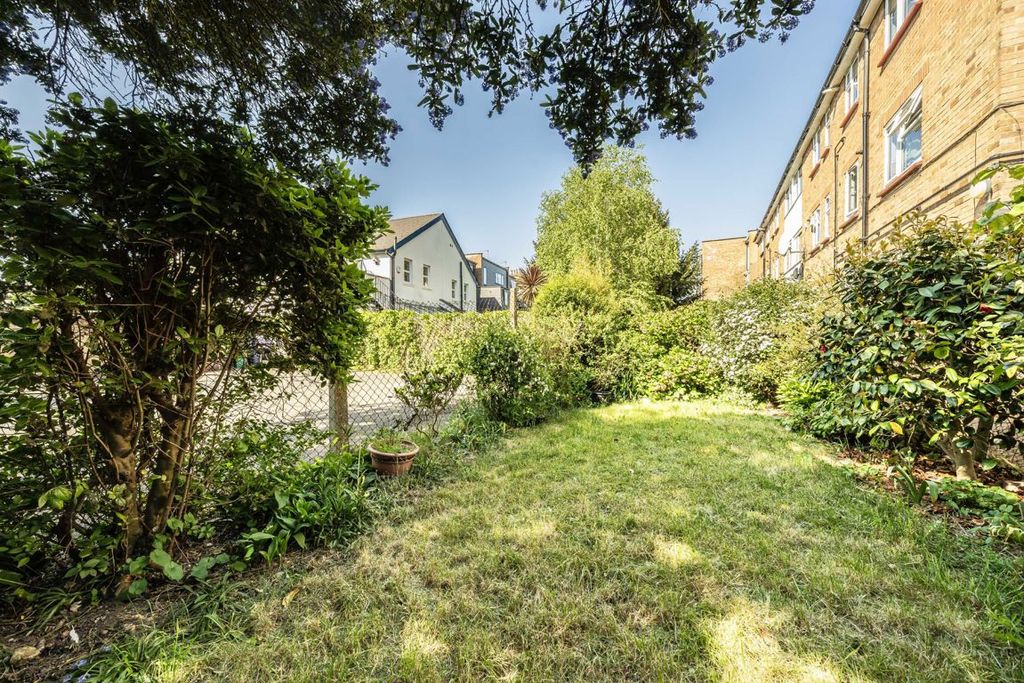 Property photo 2 of 3