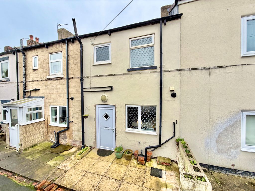 Property photo 1 of 15 External