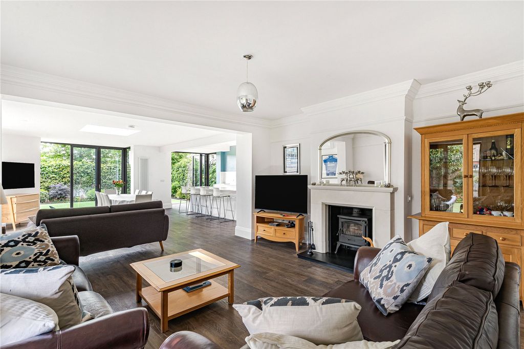 Additional image 11 of 5 bed detached house for saleBoston Gardens, Brentford TW8