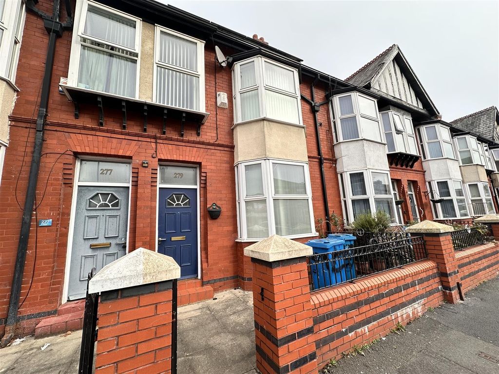 Property photo 1 of 21