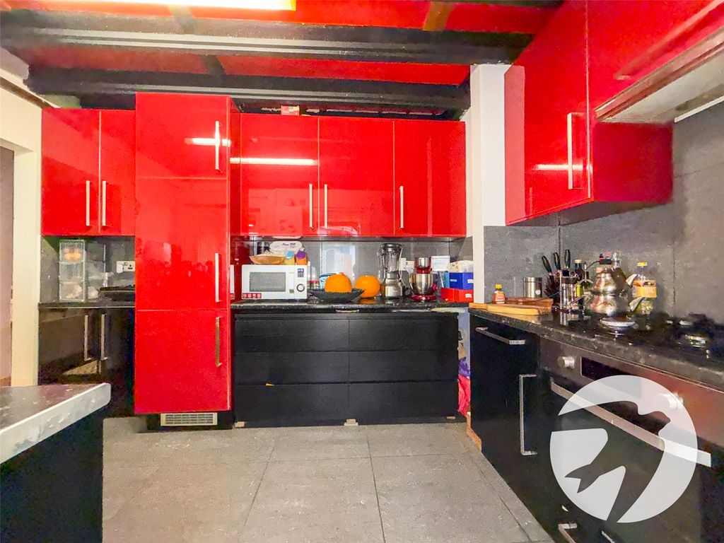 Property photo 3 of 17 Picture No. 07