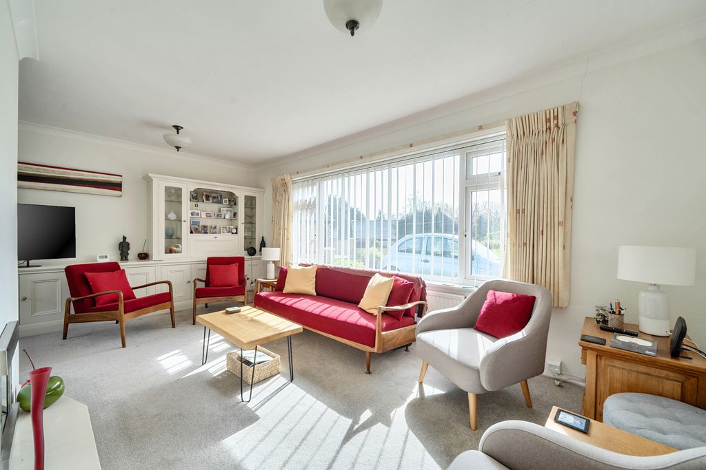 Property photo 2 of 20 Picture No. 14