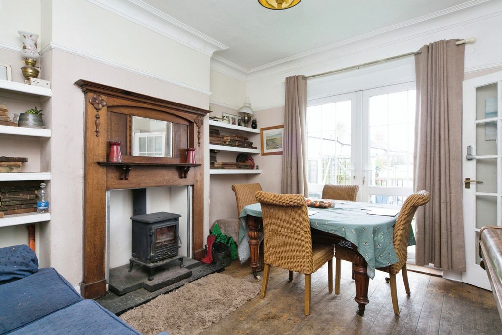 Property photo 3 of 15 Photography