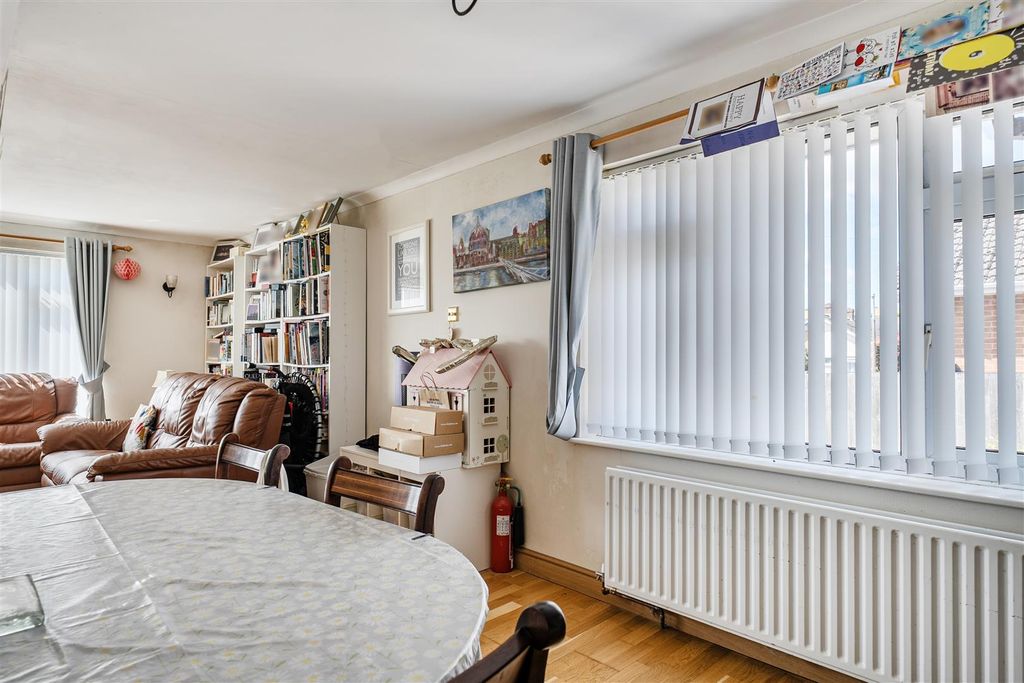 Property photo 3 of 21 1482949 (2).Jpg