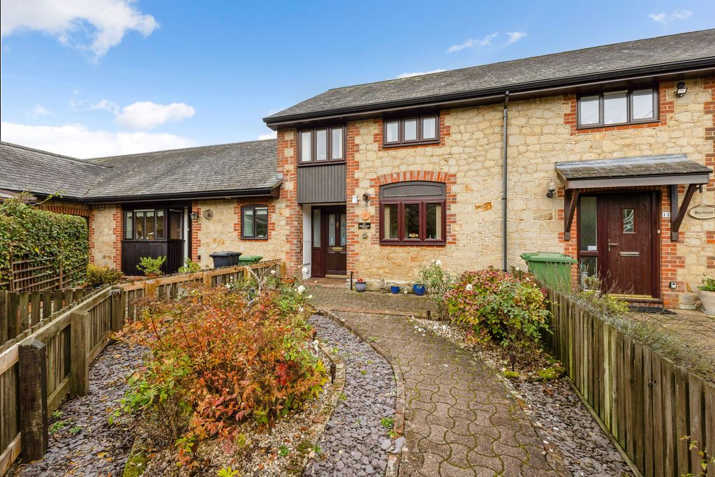 Property photo 1 of 9 1