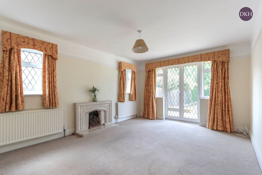 Property photo 3 of 19 Picture No. 09