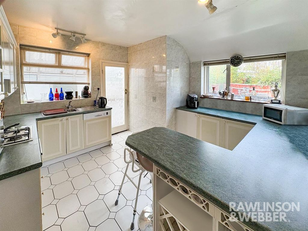 Property photo 2 of 14 Img-20250929-Wa0017.Jpg