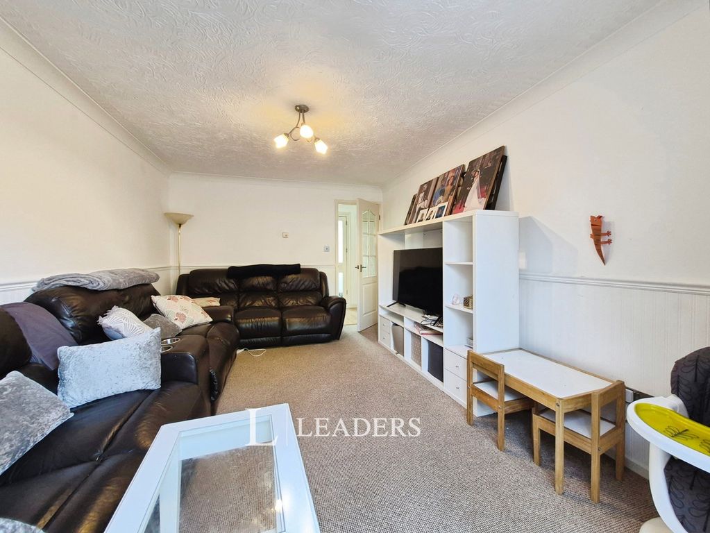 Property photo 3 of 11 Pbox-Img.Jpg