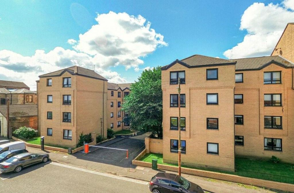 Property photo 1 of 16 0_16934710007441.Jpg