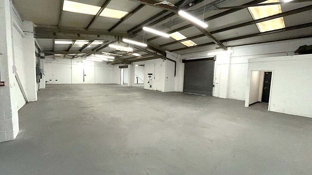 Property photo 3 of 13