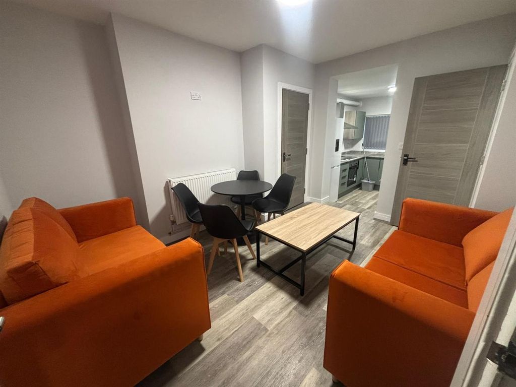 Property photo 1 of 12 8E587Da8-587B-4Bc2-8E6B-B3150A144Fb1.Jpg