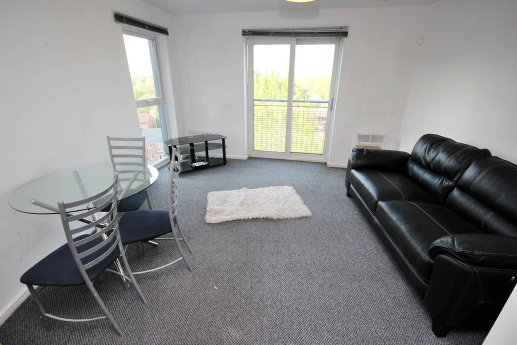 Property photo 2 of 7