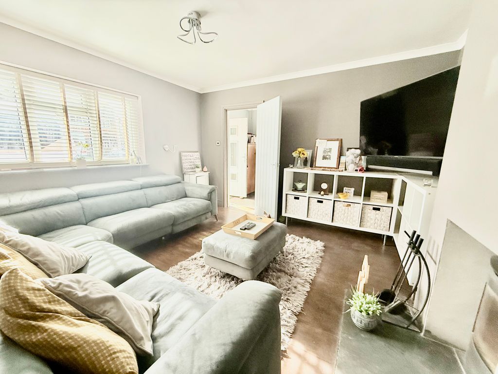 Property photo 2 of 27 Img_1180