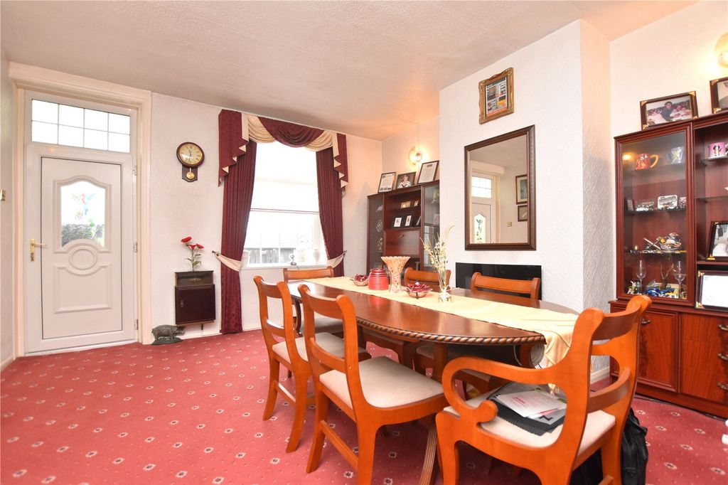 Property photo 3 of 19 Picture No. 12