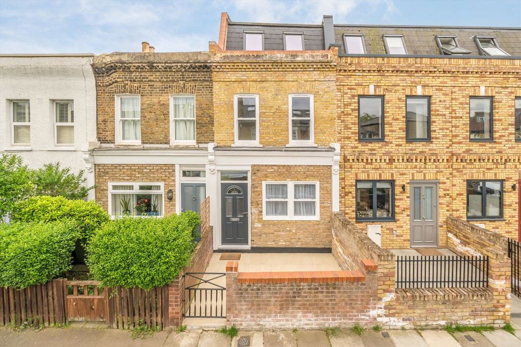 Property photo 1 of 10