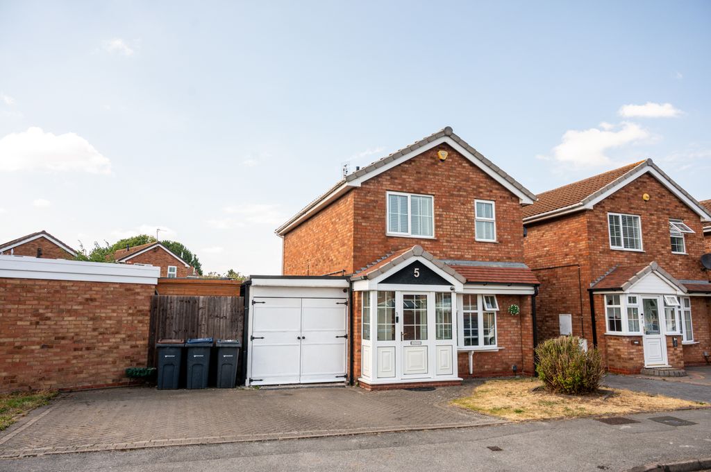 Property photo 2 of 23 01