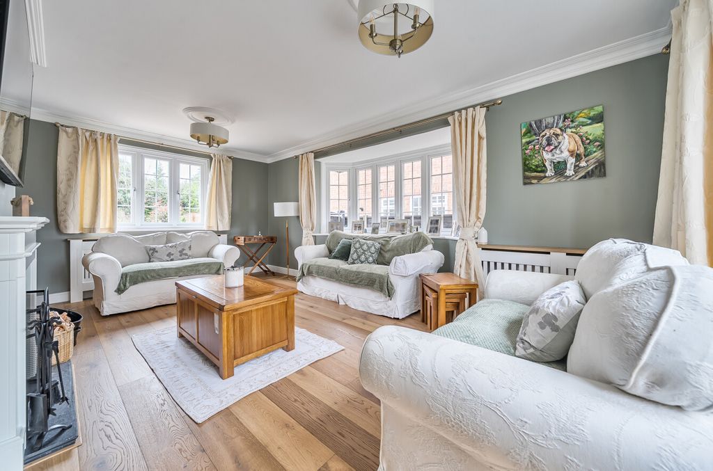 Property photo 3 of 15 1400846-8-6970Fbe...