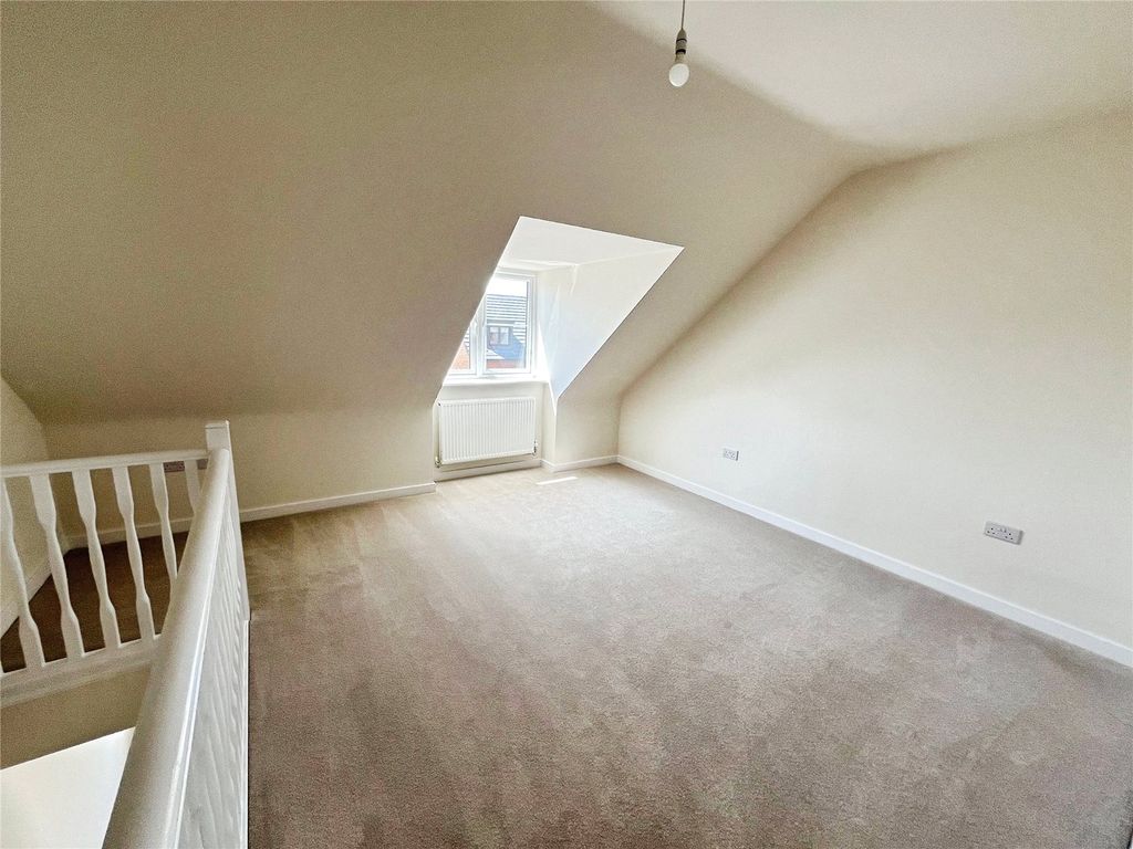 Property photo 3 of 12 Bedroom 1