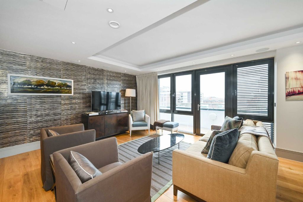 Property photo 1 of 13 Photo