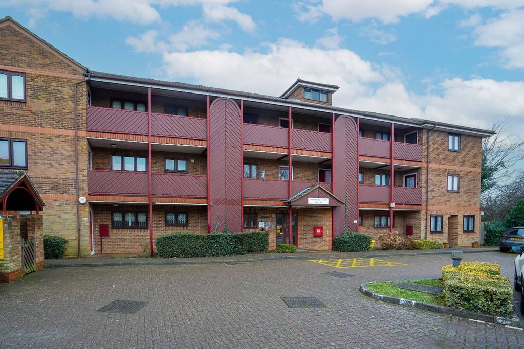 Property photo 2 of 9