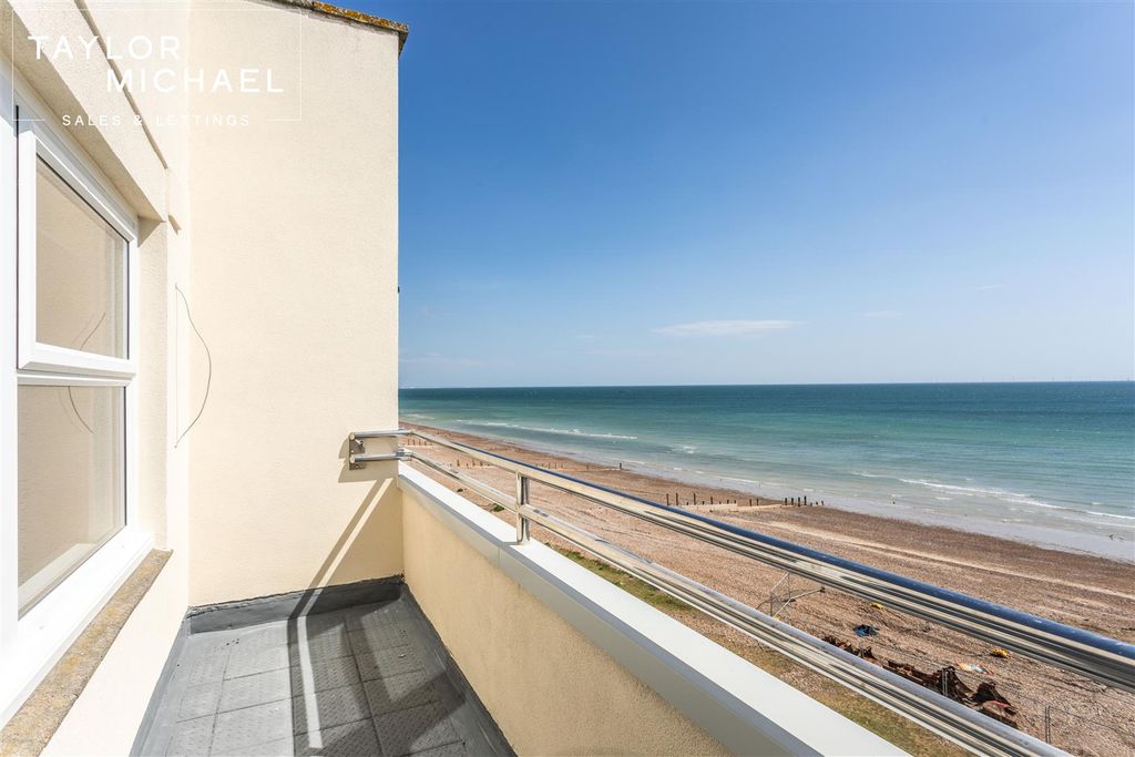 Additional image 8 of 2 bed flat to rentThe Esplanade, Selden, Worthing BN11